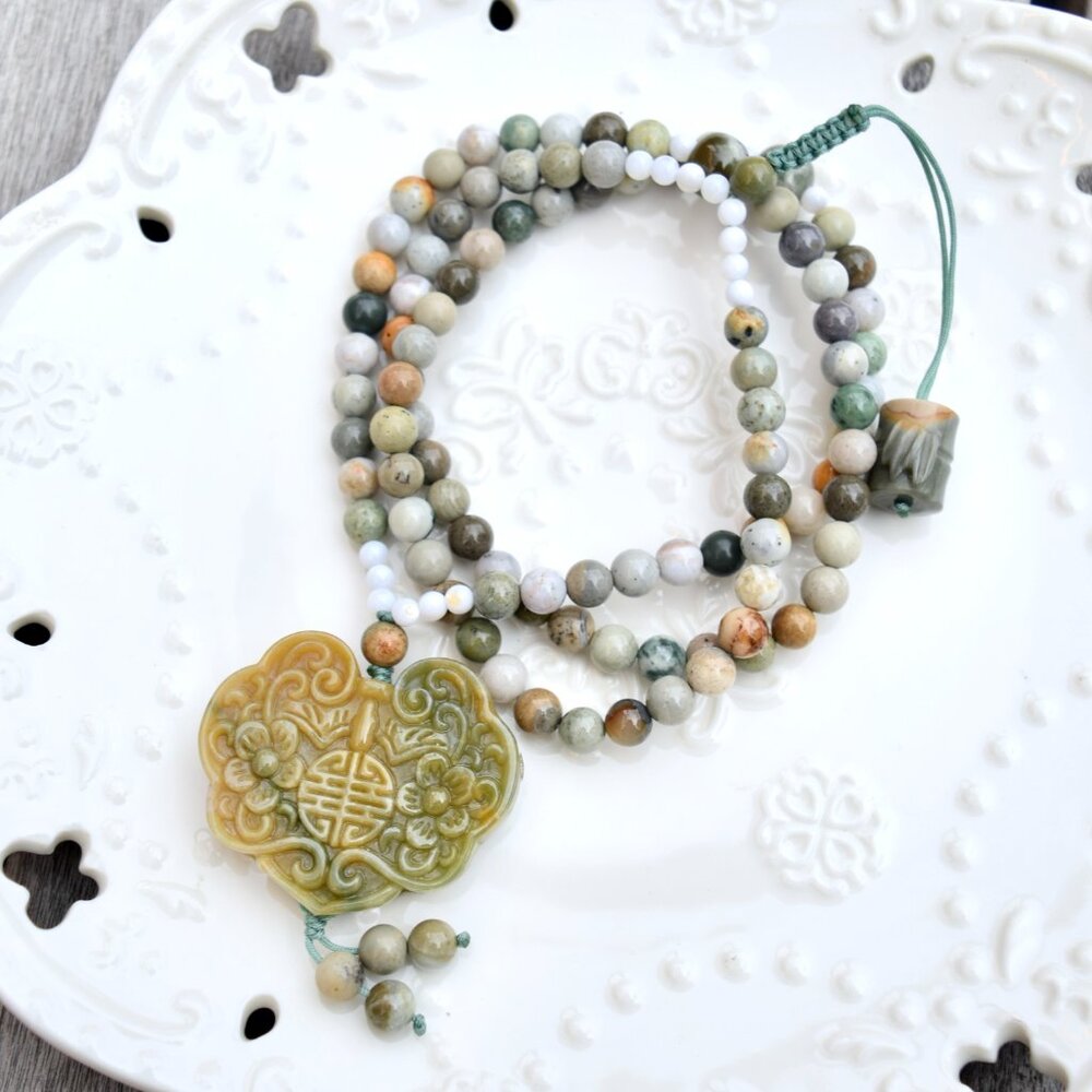 Green Agate Flora Lock Pendant Necklace - Colorful Agate Necklace